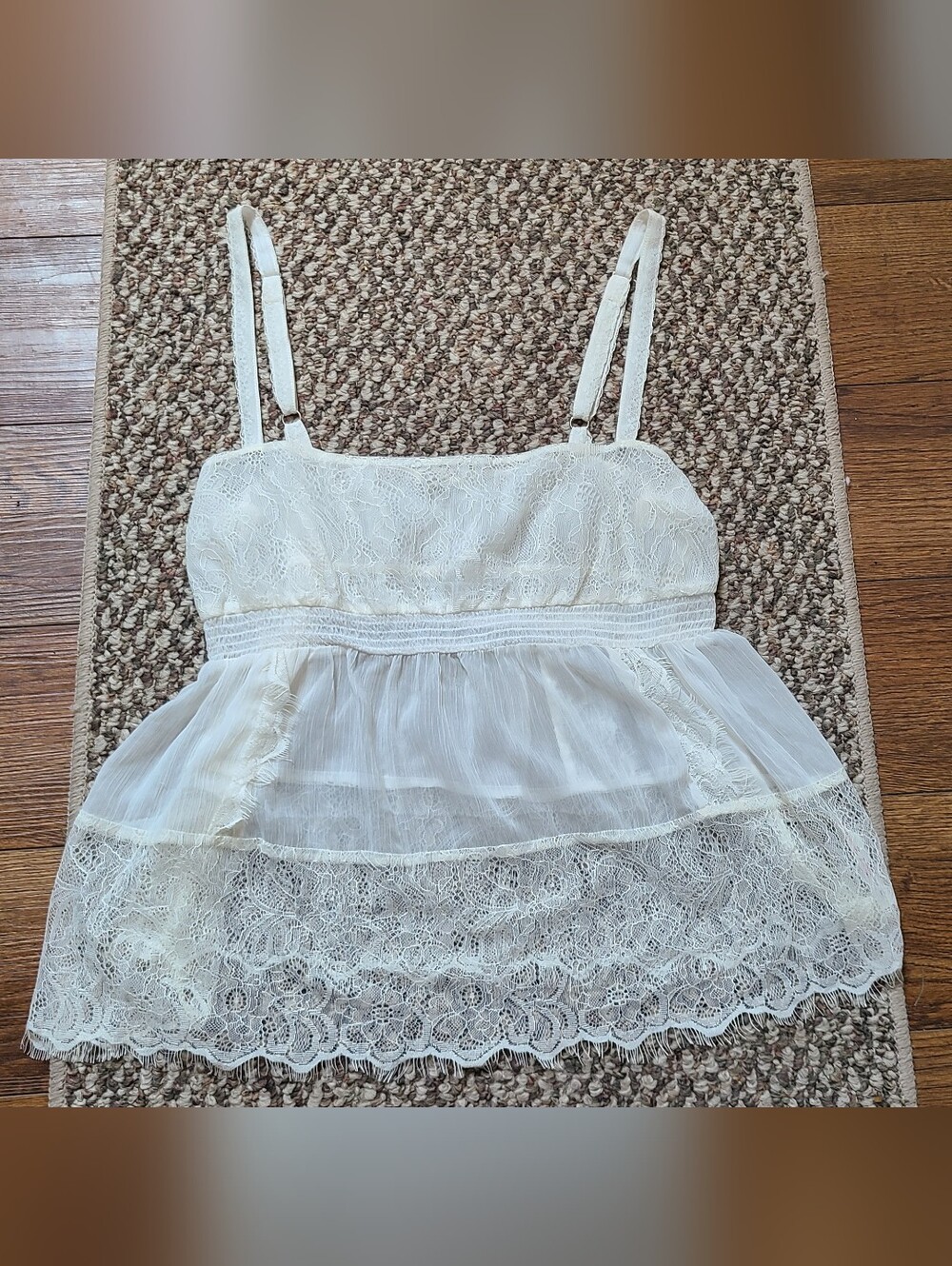 Intimately Free People Lace Tiered Offwhite Cami Top Medium - Picture 1 of 12